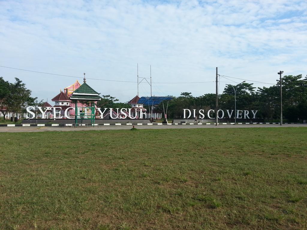 Discovery Homestay Makassar Exterior foto